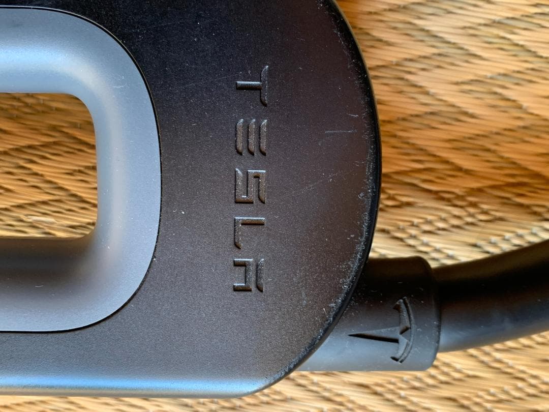 Tesla チャデモアダブター　出力制限のため格安出品