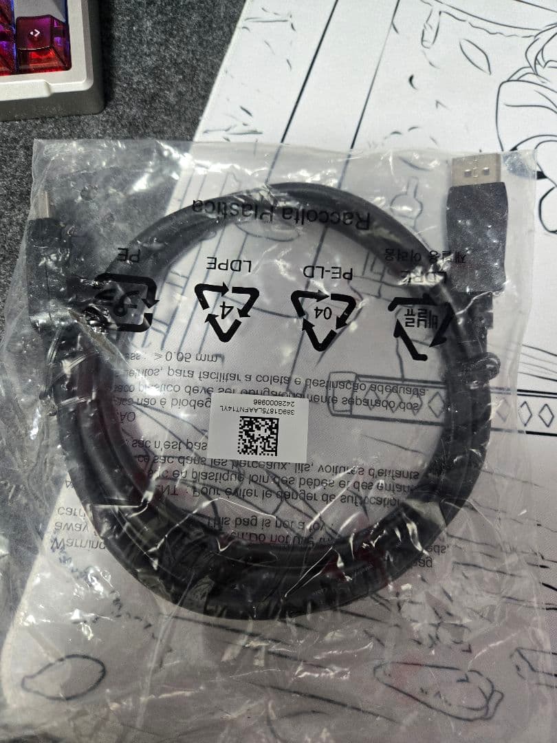 ディスプレイ・モニター本体 4k 160hz 12bit MSI MAG 322UPF