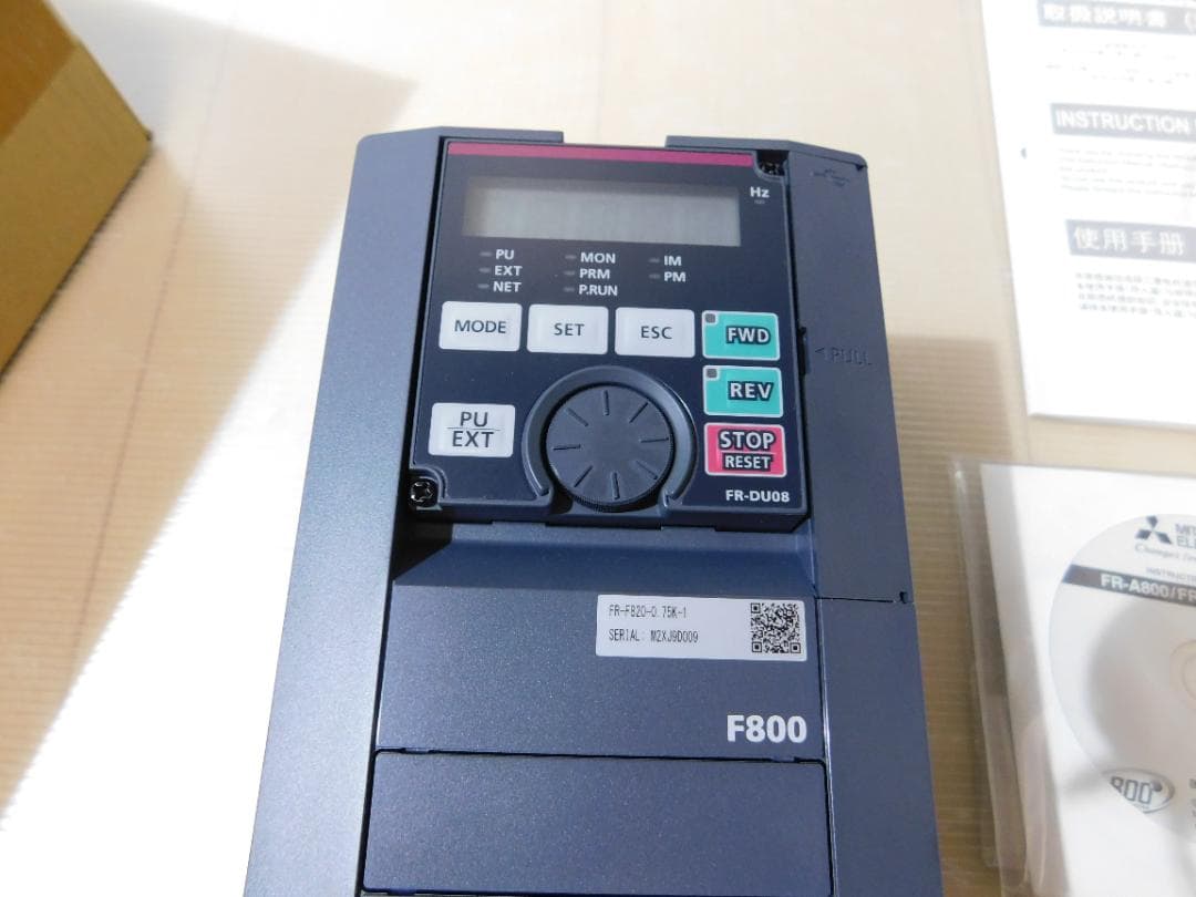 三菱　インバータ　FR-F820-0.75K-1　ＦＲ－Ｆ８２０－０．７５Ｋ－１