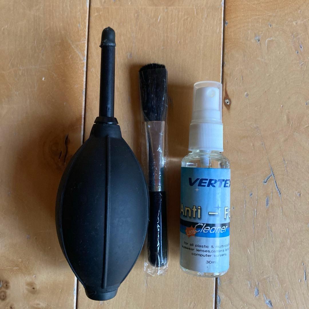 カメラ　EOS Kiss X4 EF-S18-135 IS レンズキット