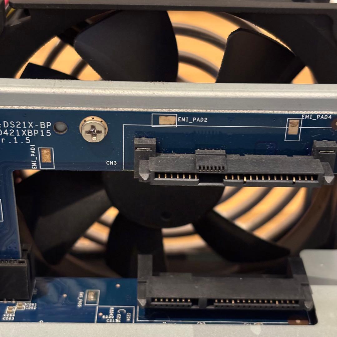 外付けハードディスク・ドライブ Synology DiskStation DS215j NAS