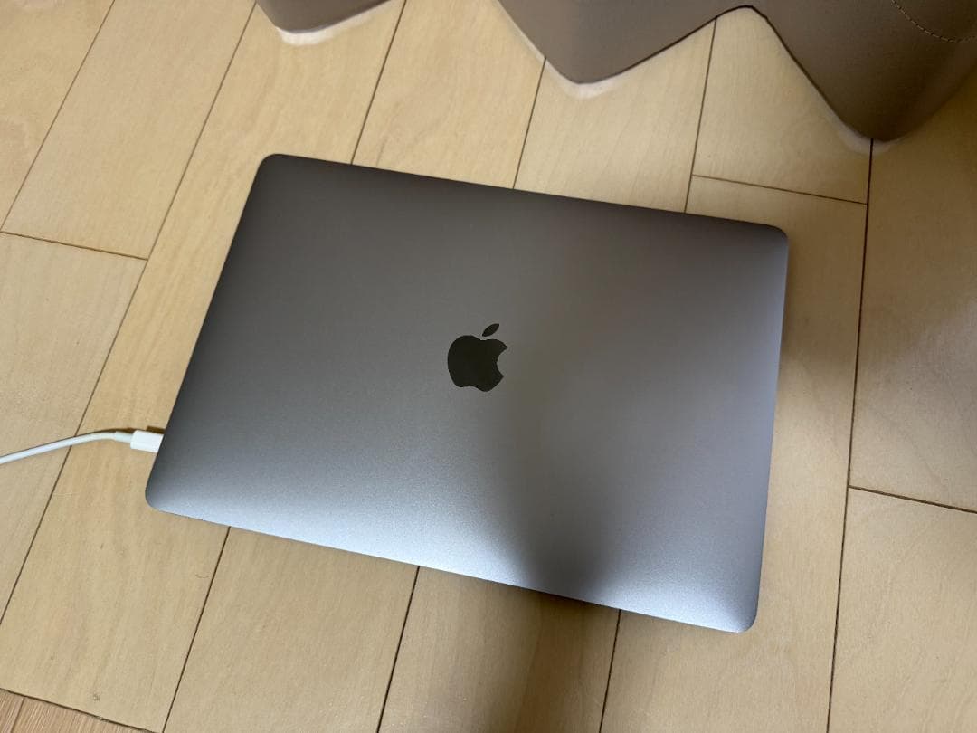 MacBook Pro 13インチ スペースグレー 2016年モデル 256GB
