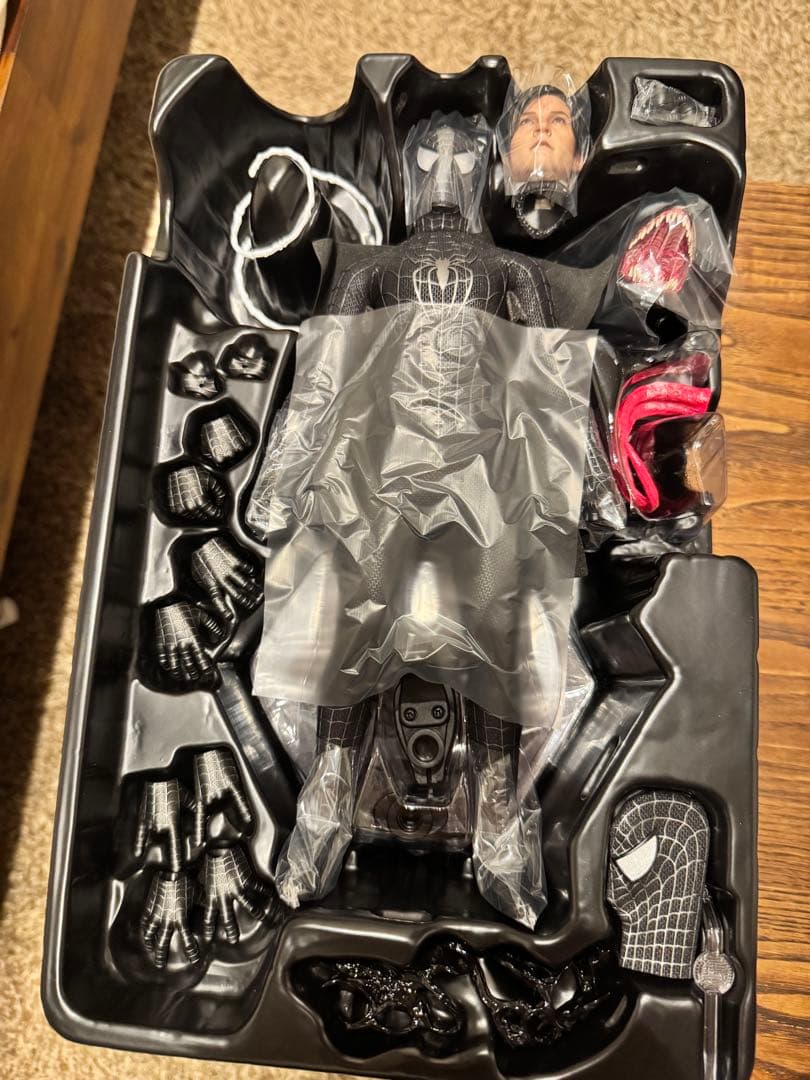 【中古美品】ホットトイズ 1/6 スパイダーマン3 ブラックスーツ