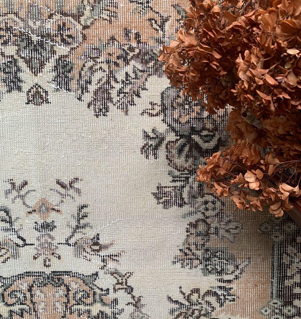 超バーゲン価格！ボタニカル208×120 ペールオレンジ　トルコヴィンテージラグ