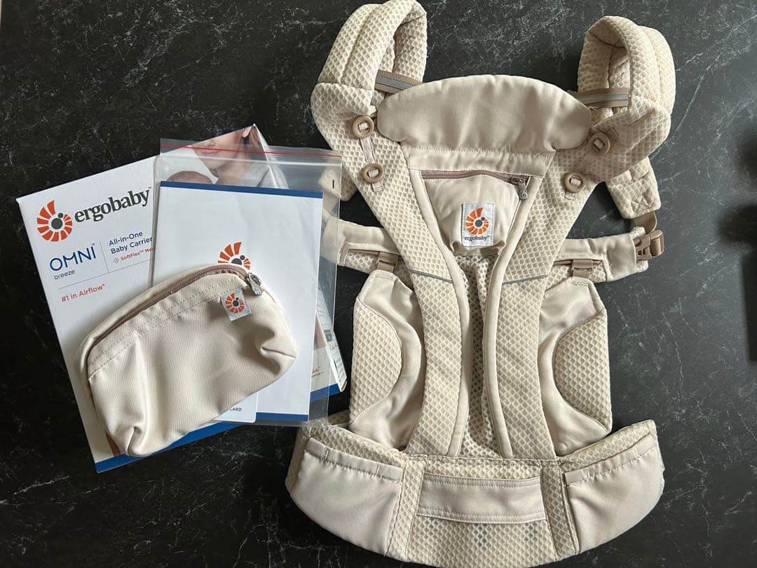 【美品】エルゴ　オムニブリーズergobabyナチュラルベージュ 抱っこ紐