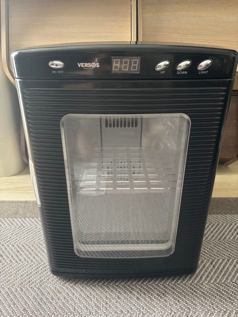 Versos 冷温庫 25L ブラックVS-470