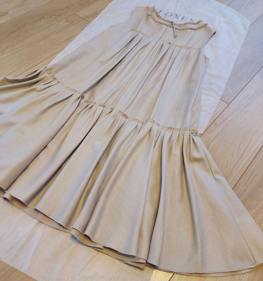 【専用】FOXEY ベージュ ノースリーブ ワンピース