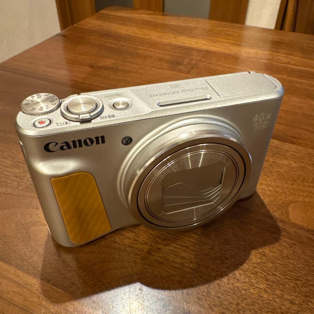【美品】Canon PowerShot SX740 HS（シルバー）