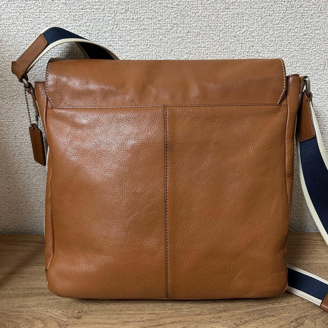 【美品】コーチ ショルダーバッグ ヘリテージ メッセンジャー ブラウン レザー