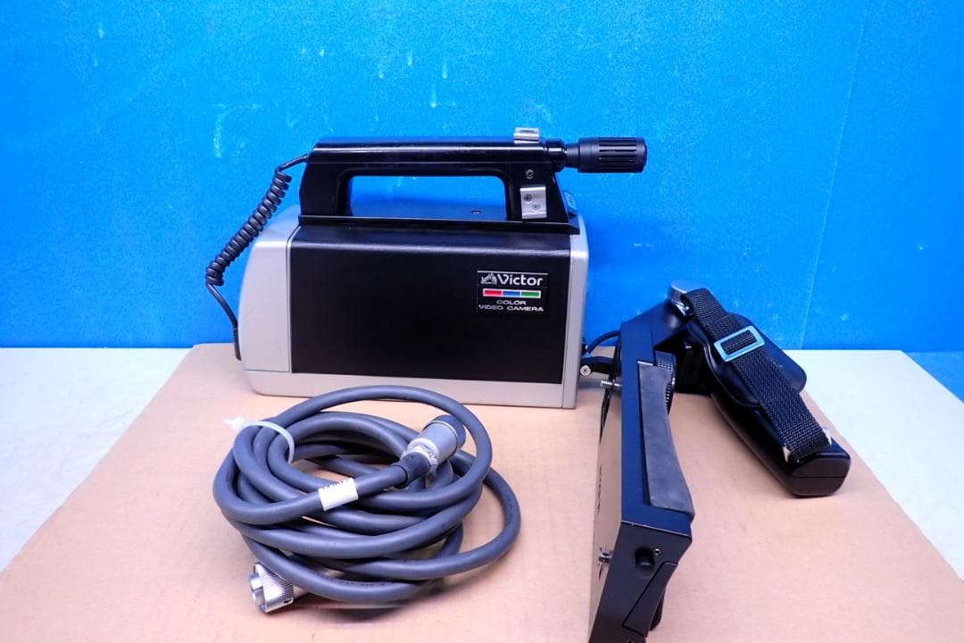 M1267#Victor カラービデオカメラ CV-2004 本体 ケーブル付き