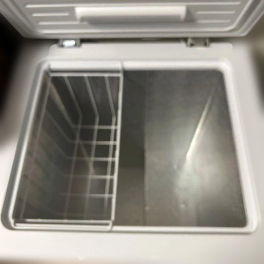 【ラウール】★comfee 冷凍庫 ホワイト 6段階調整★