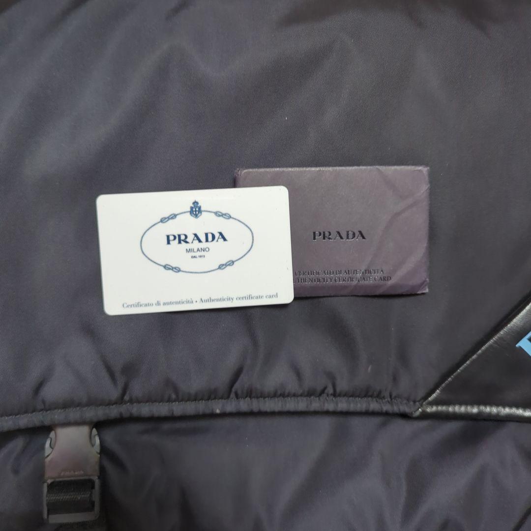 PRADA プラダ ブラック メッセンジャーバッグ