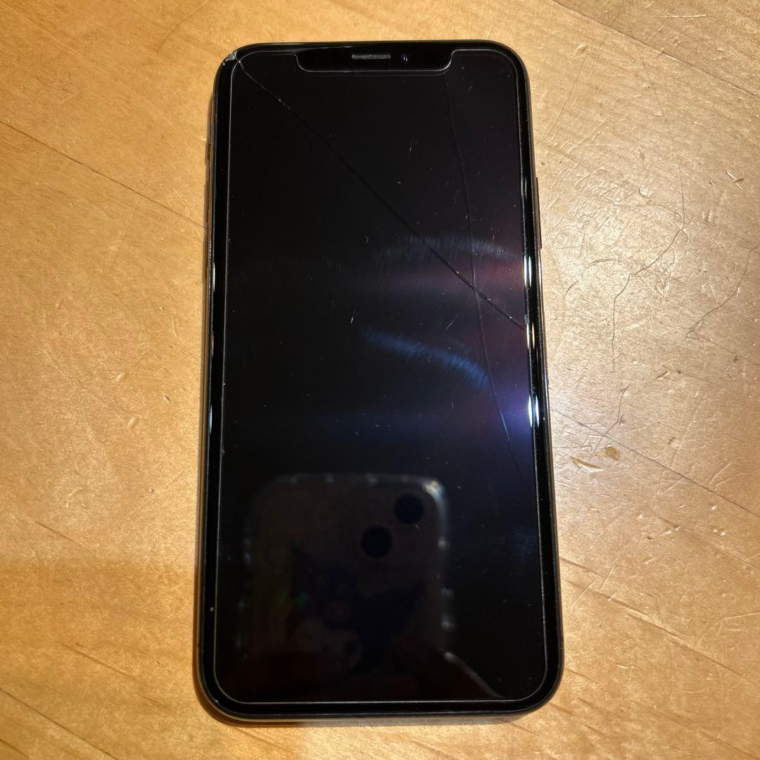 iPhone X ブラック 画面ひびあり