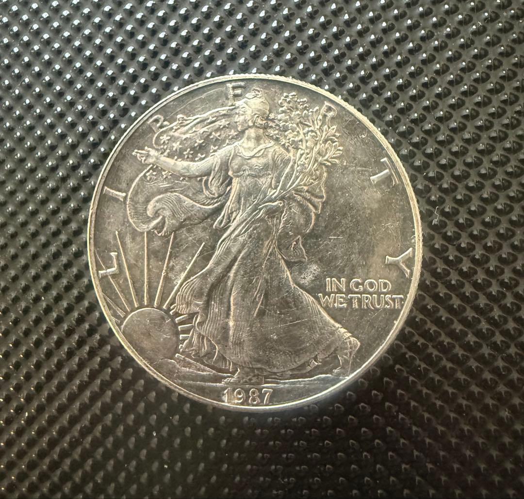 ロ*ン様 1月3日迄新春特価　1987年 シルバーイーグル1オンス銀貨