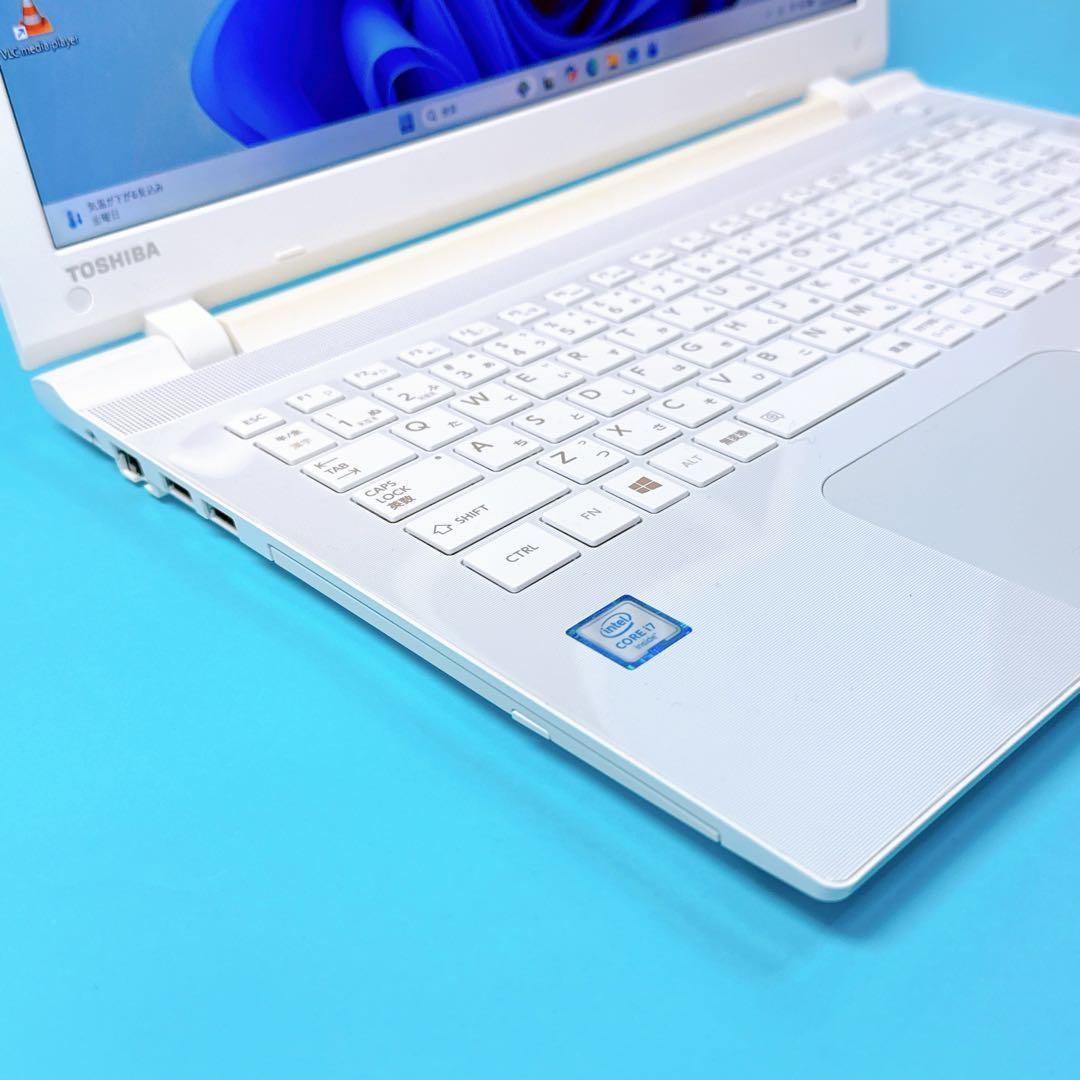 極上‼️SSD1TB 16GB corei7⭐️贅沢ノートパソコンwin11薄型