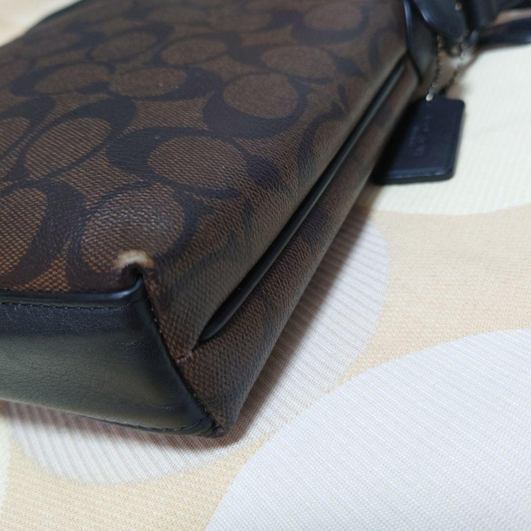 お値下げ致します！COACH　メンズ シグネチャー　ショルダーバッグ