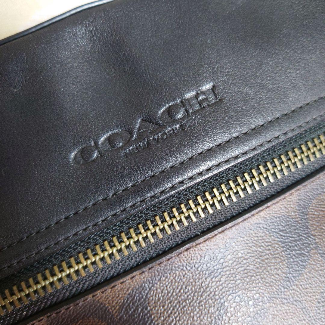 お値下げ致します！COACH　メンズ シグネチャー　ショルダーバッグ