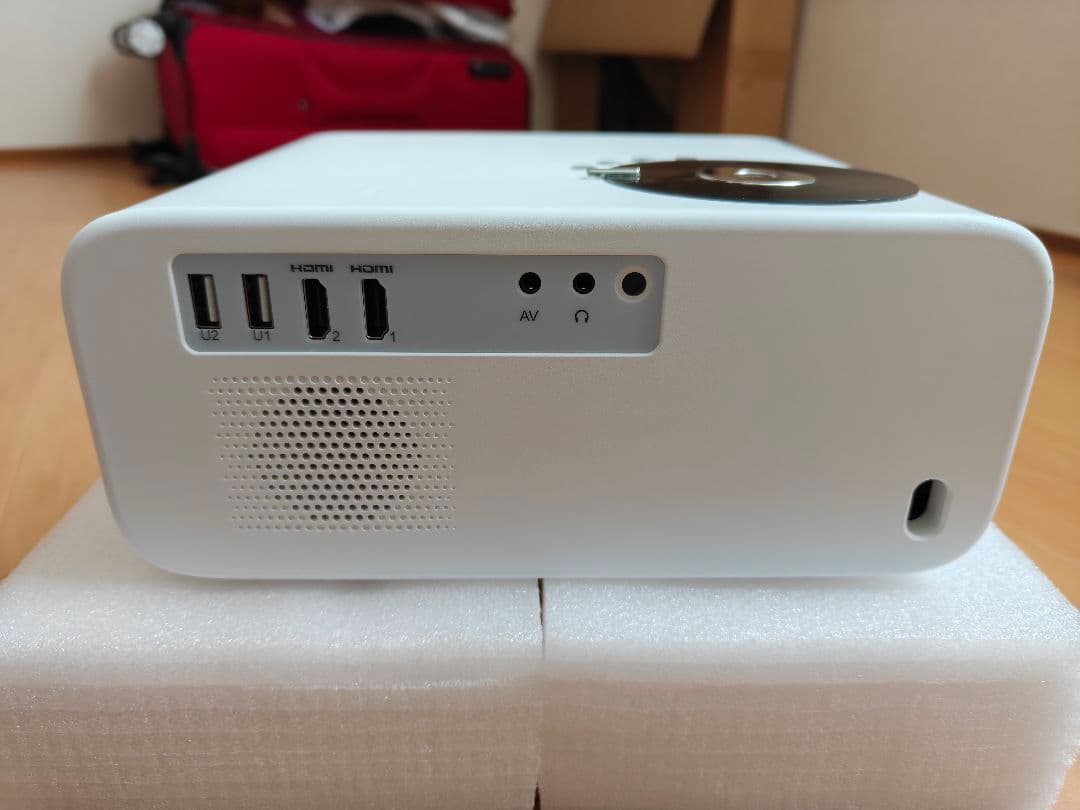 ​【極美品】WiMiUS P63 プロジェクター 1080PフルHD