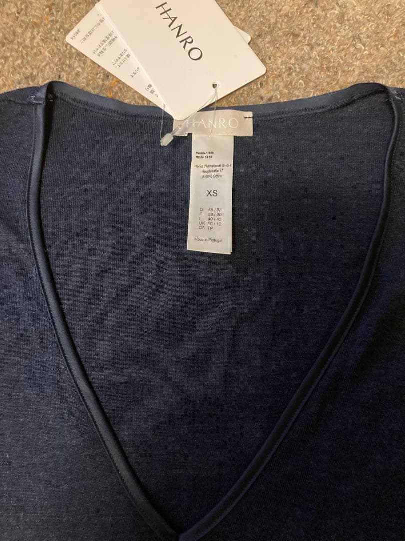 ハンロ　シルクウールトップス　長袖　XS ネイビー