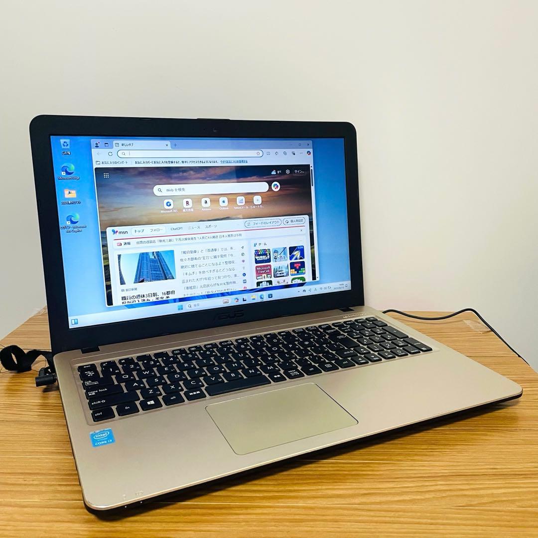 ゴールドASUS ノートパソコン　SSD Windows11オフィスDVD