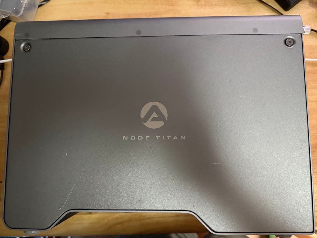 グラフィックボード・グラボ・ビデオカード Akitio node titan eGPU