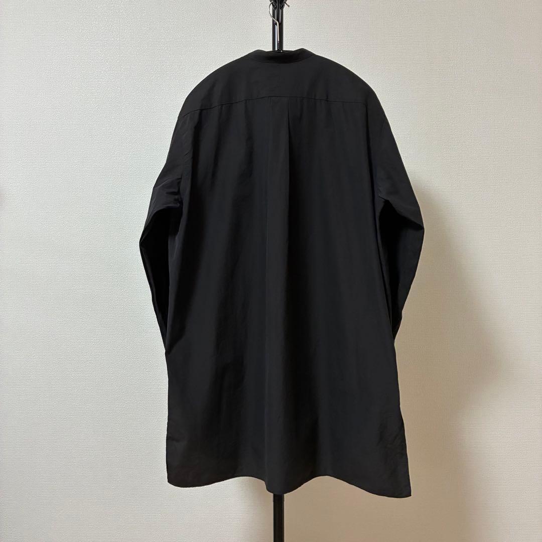 極美品✨ 19ss サイズ2 コモリ バンドカラーシャツ 黒タグ 限定 黒