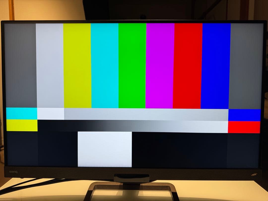 32インチ IPSパネル 4Kモニター 2.1chスピーカー搭載 EW3280U