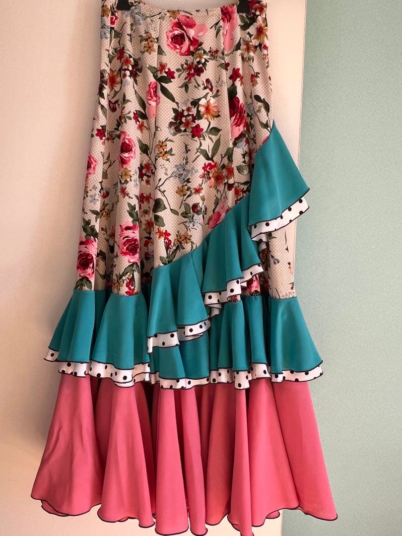 フラメンコ　ファルダ　スカート　イベリアHERMOSA 3段フリル