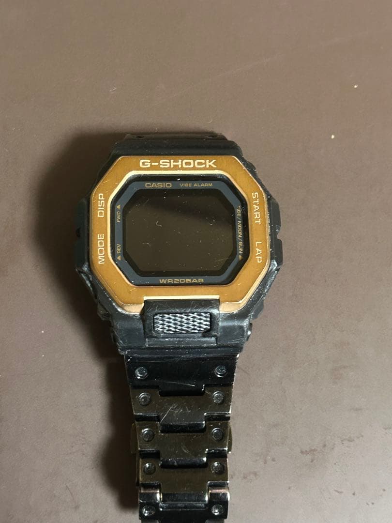 G-SHOCK GBX-100NSブラック/ゴールド