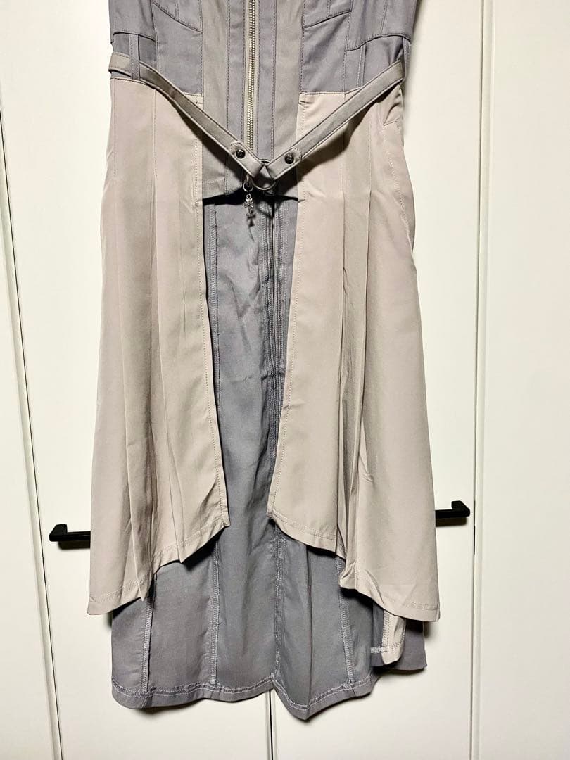 最終値下げ　Ozz Croce 刺繍入りロングベストワンピース　オッズオン