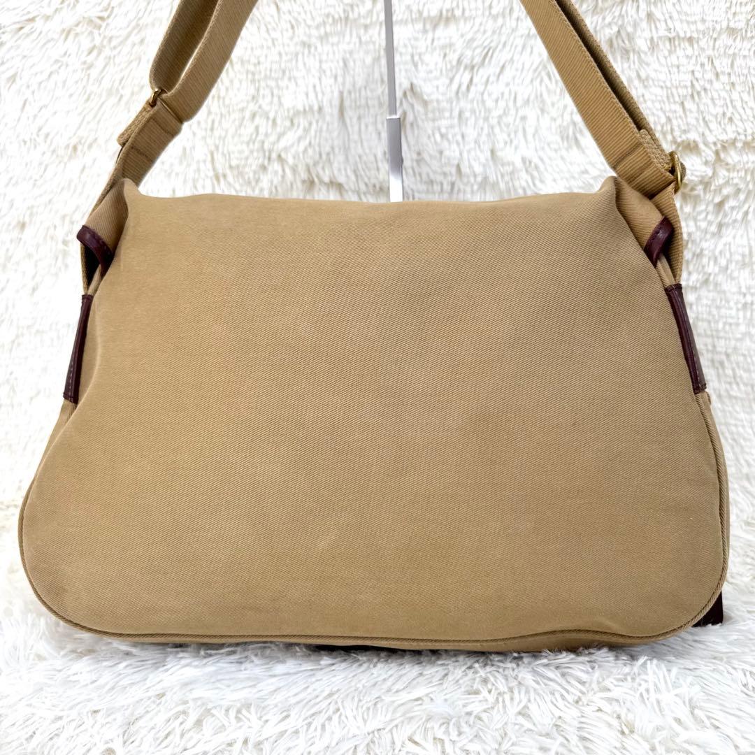 Brady ARIEL TROUT ブレディ アリエルトラウト ショルダーバッグ