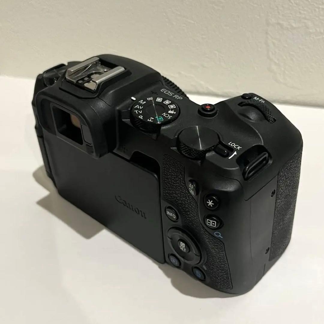 【匿名配送】Canon EOS RP ボディ フルサイズ機 カメラ