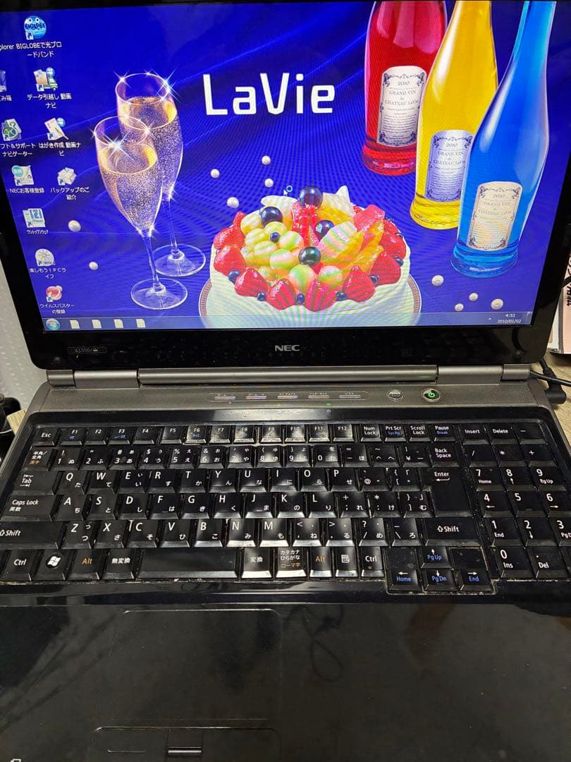 ノートPC NEC LaVie LL550/W win7 office付き