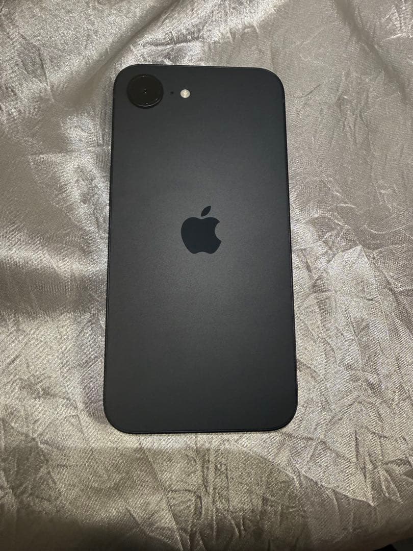 Apple iPhone 16e 128ブラック 本体ケーブルセット