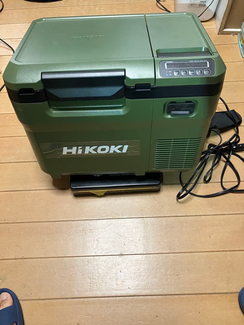 ハイコーキ18Vコードレス冷温庫10.5L
