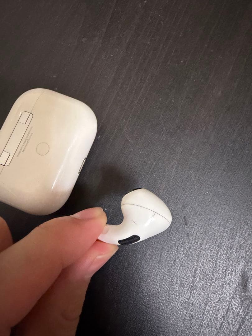 AirPodsPro本体左耳 充電ケース付き