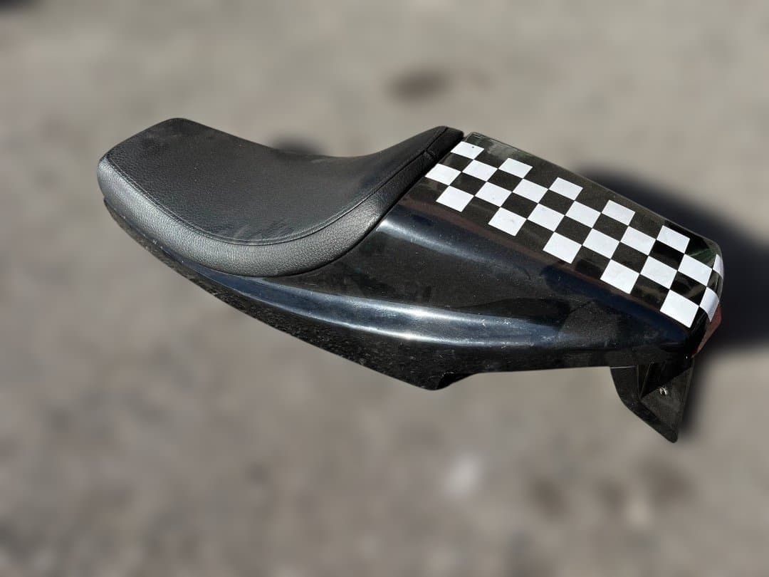 SR400トラッカーシート、カスタムシート、破れ無し★