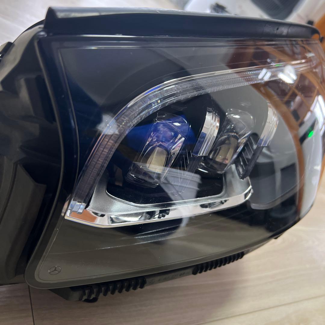 Mercedes-Benz gls400d ヘッドライト　左　ウインカー異常