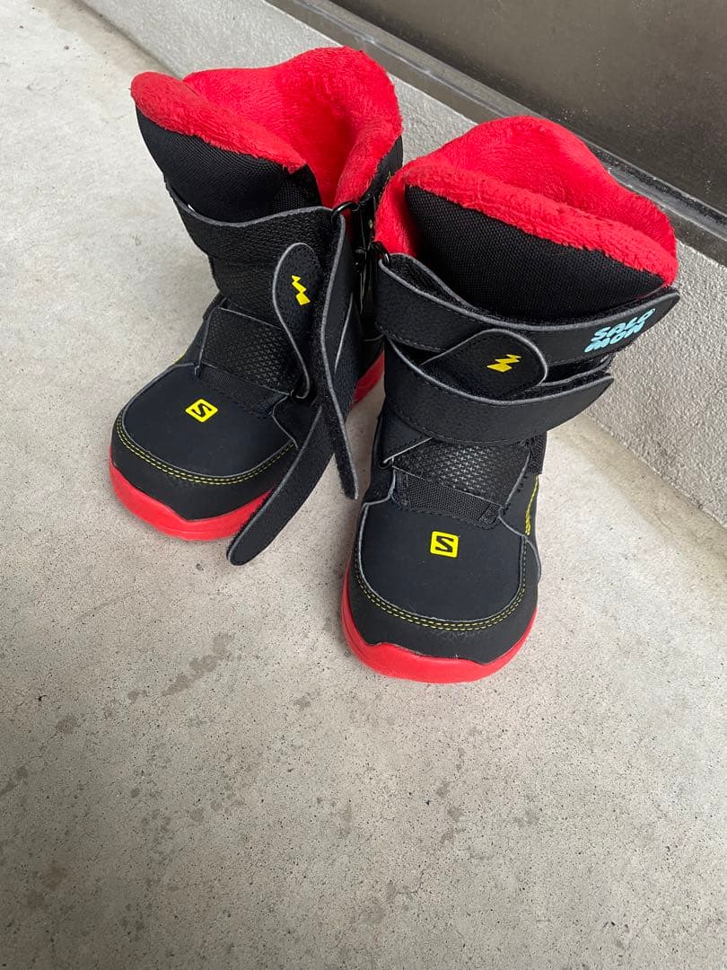 美品SALOMON スノーボードブーツ　18センチ