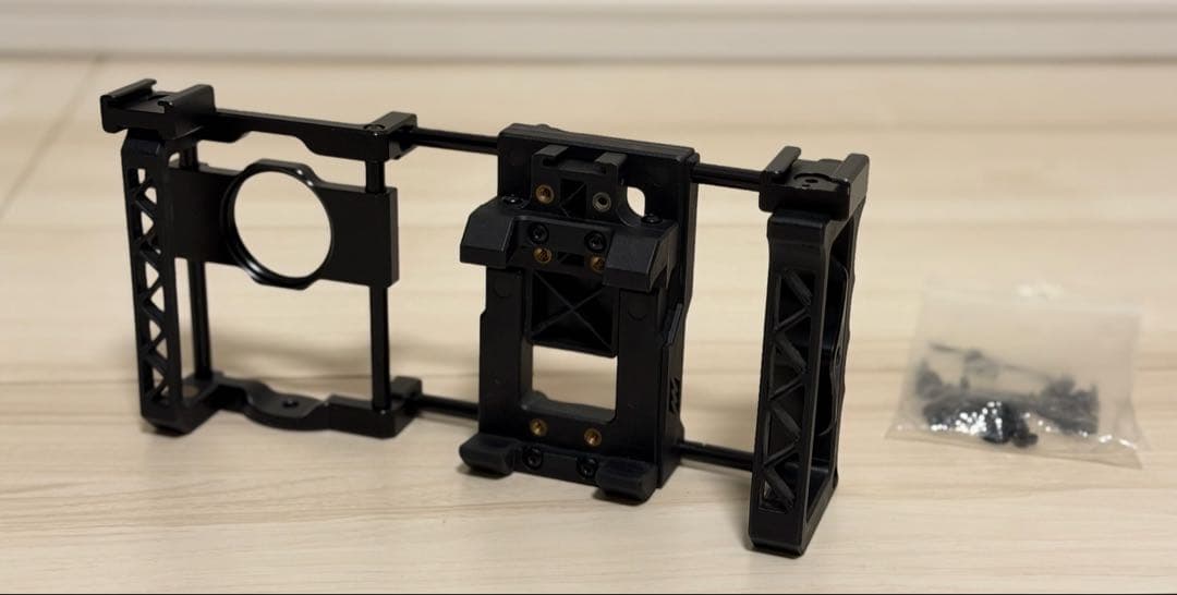 Beastgrip Pro スマホ用リグ + コールドシュー + 縦型マウント