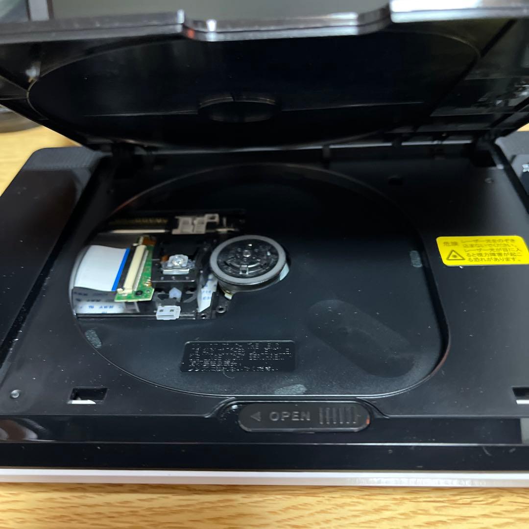 【再々々々々下/美品】AVOXポータブルBlu-ray/DVDプレーヤ10インチ