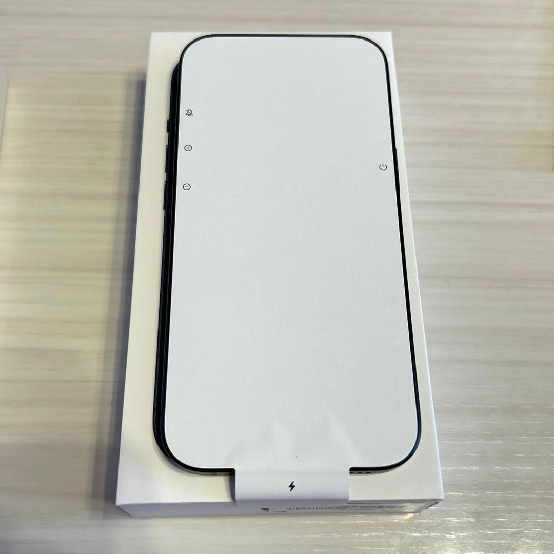 iPhone15 128GB ブラック