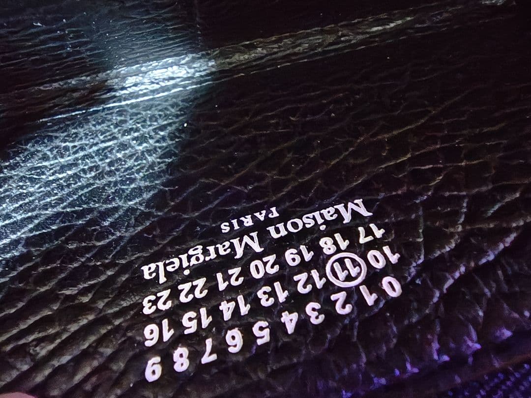 未使用品 マルジェラ 4ステッチ グレインレザー ジップアラウンド