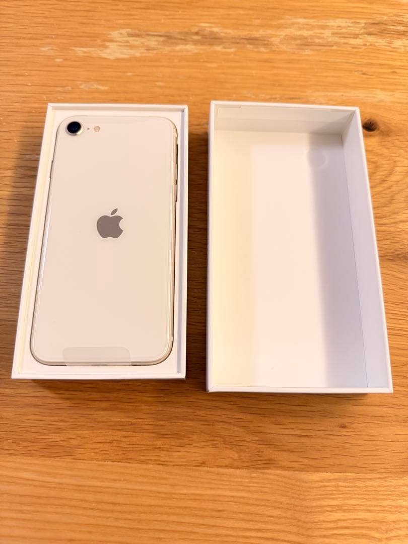 新品未使用 iPhone SE3 (第3世代) スターライト 128GB 本体