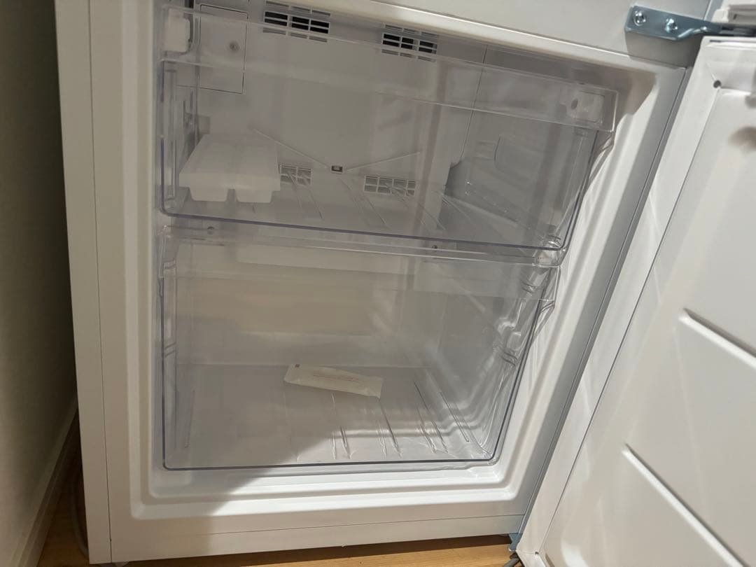 ニトリ　冷蔵庫　140L