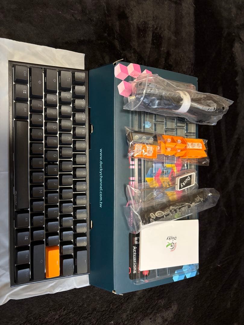 Ducky One 2 Mini RGB 60% version 未使用品