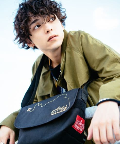 新品 未使用品 glamb × マンハッタンポーテージ メッセンジャーバッグ