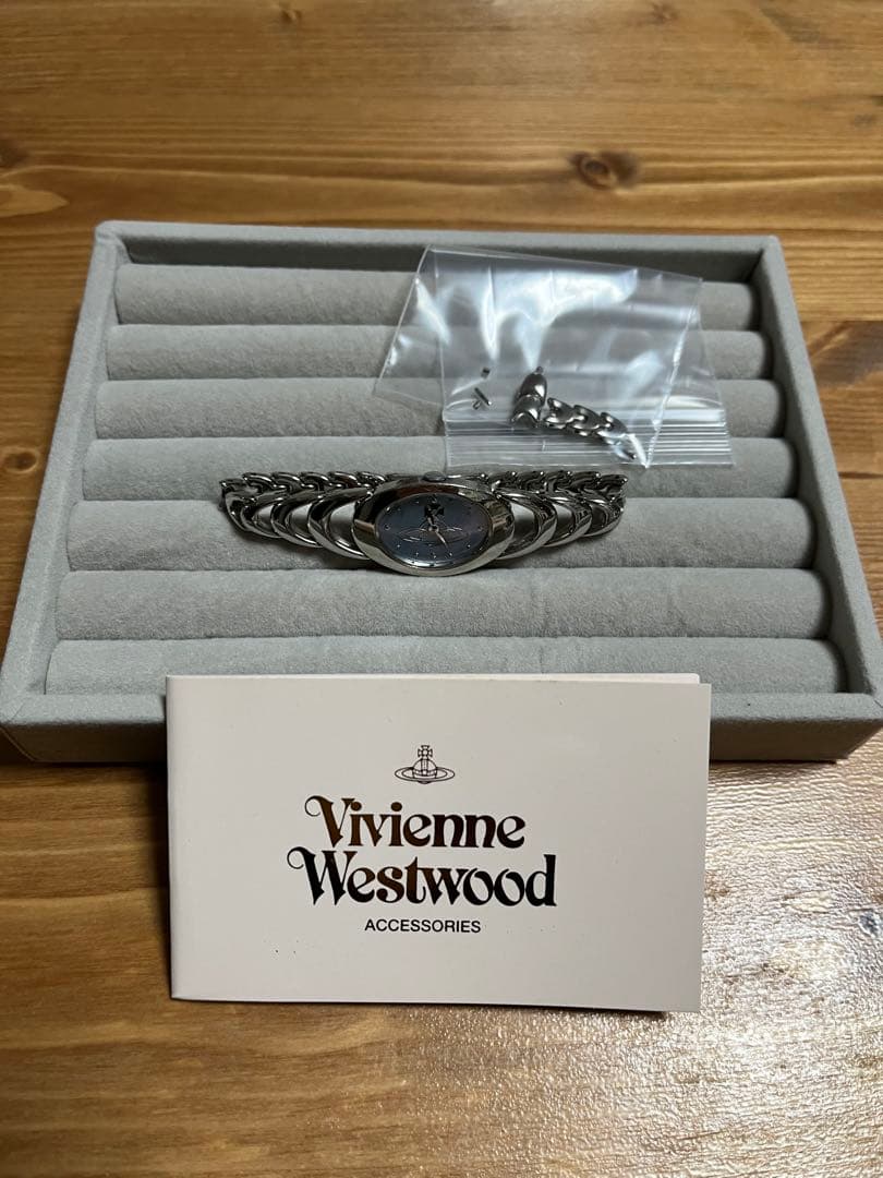 Vivienne Westwood 時計 ⭐︎レア⭐︎オービタルアーマーシェル