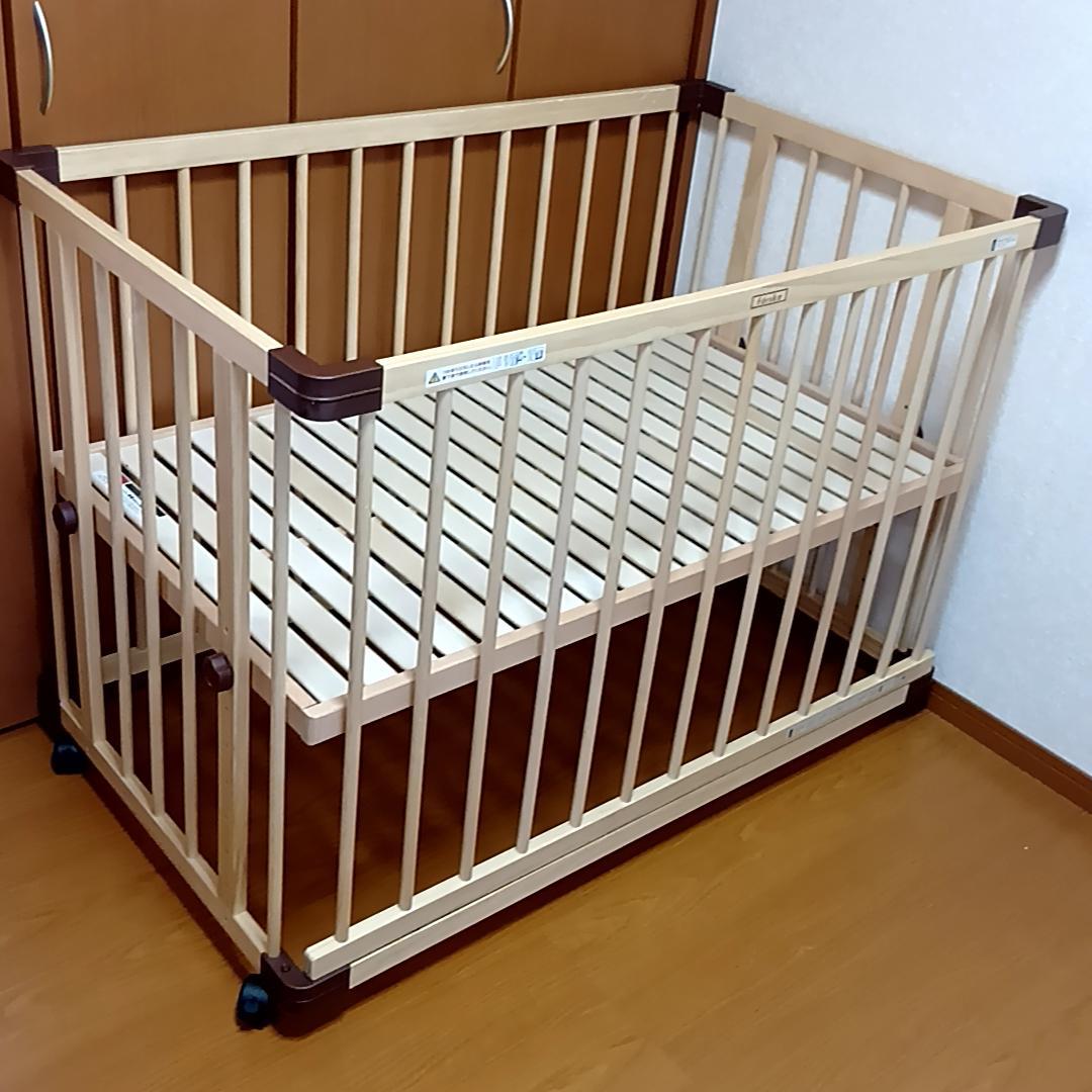 farska　ファルスカ　ベッドサイドベッド03　安全ベルト・取扱説明書付き