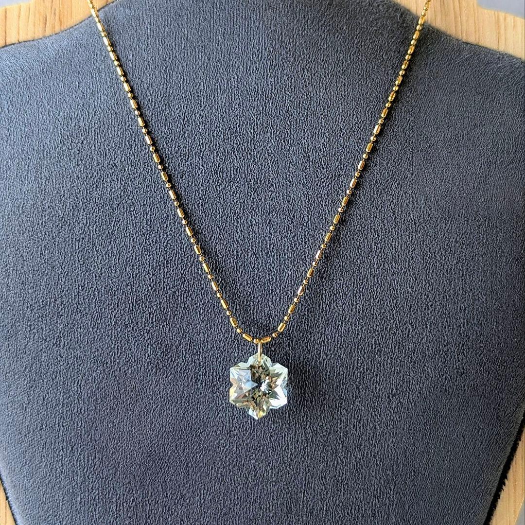 ♢容音♢K18 グリーンアメジスト4.28ct チャーム ペンダントトップ